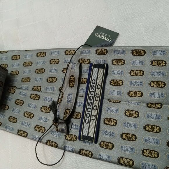 New tie with tag featuring a chic pattern 100% silk - Picture 5 of 5